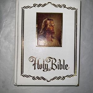 Vintage 1978 White Holy Bible King James Version Red Letter Reference Edition